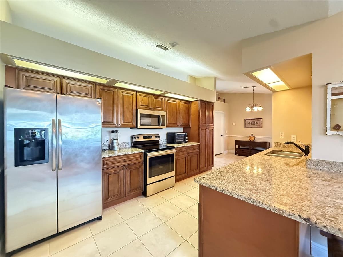 3210 THOROUGHBRED LOOP — photo 11 of 23