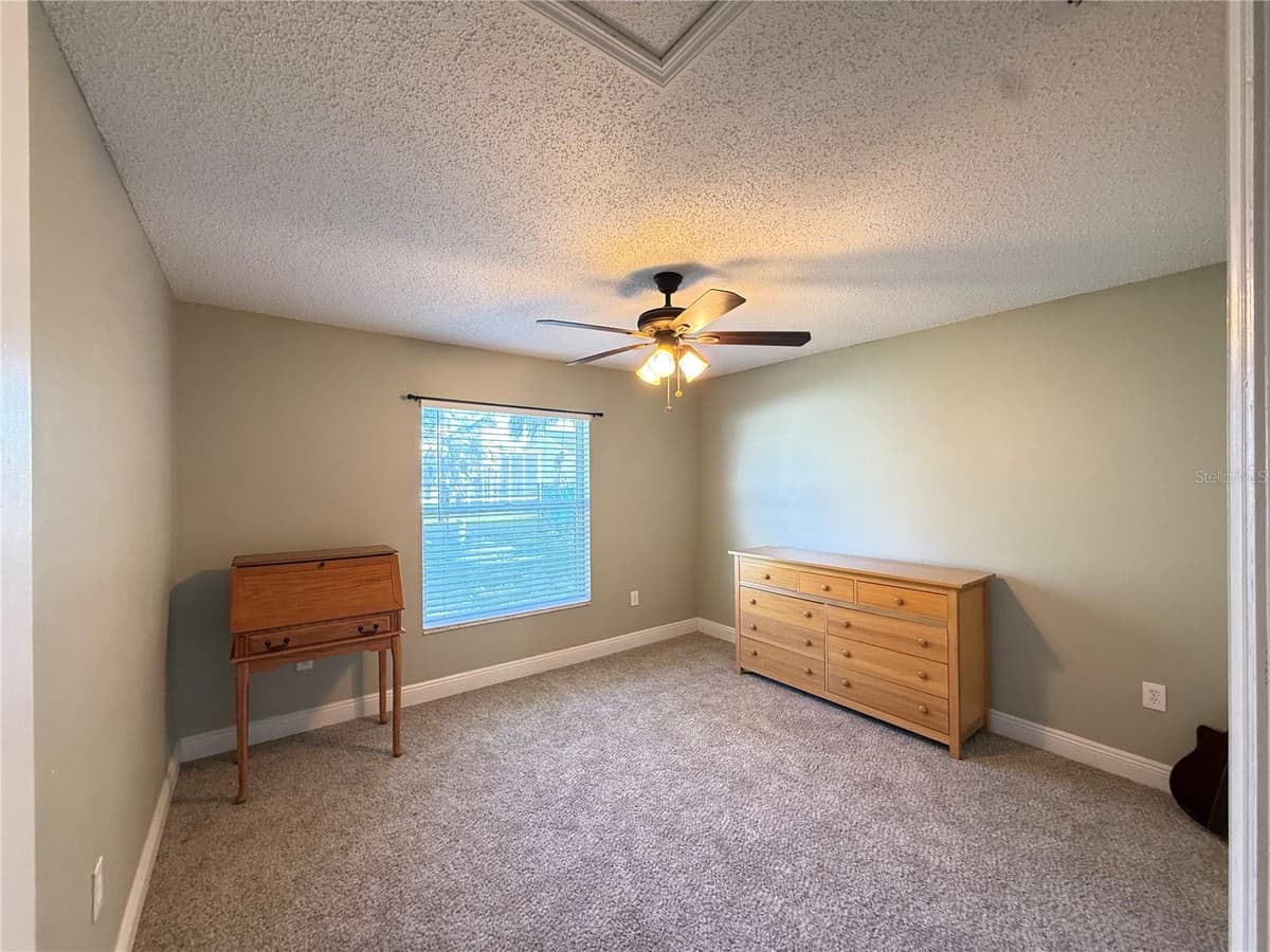 3210 THOROUGHBRED LOOP — photo 22 of 23