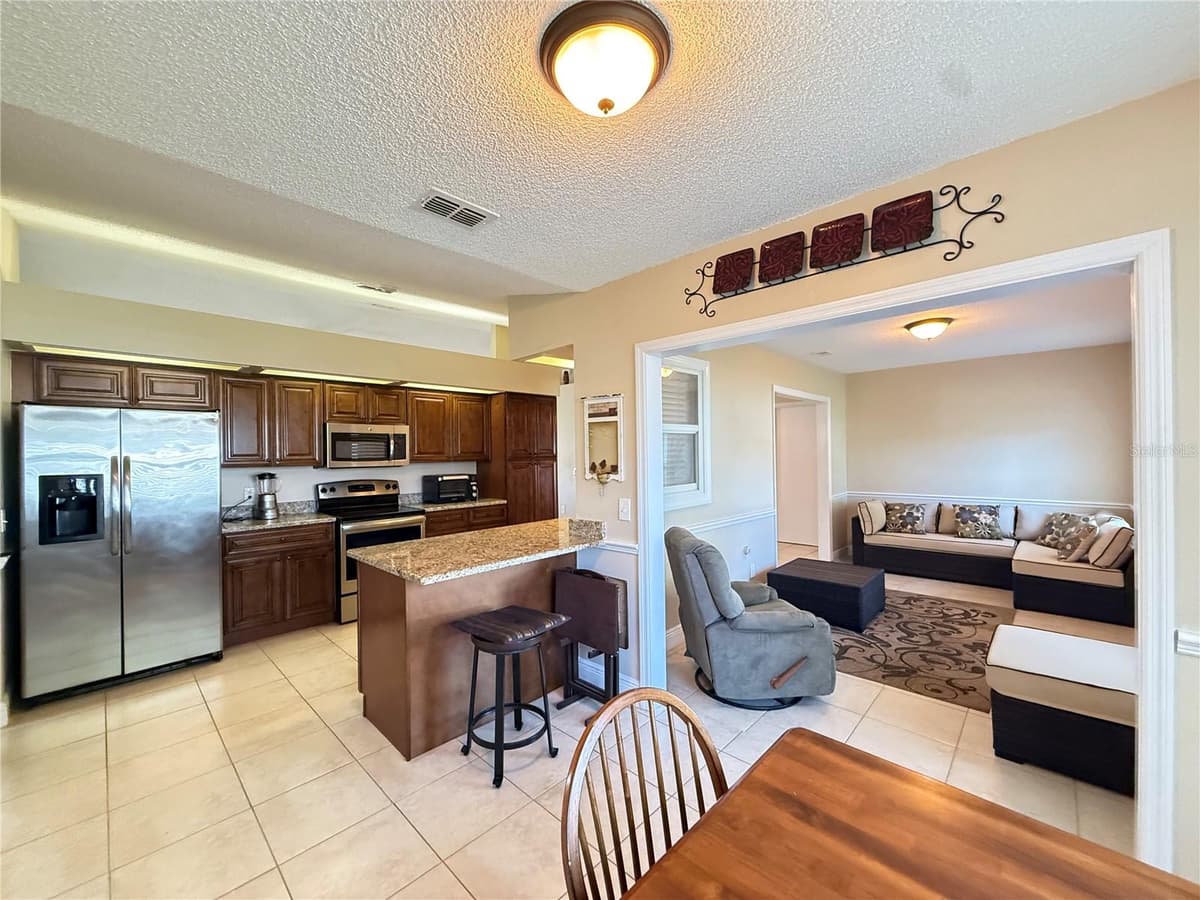 3210 THOROUGHBRED LOOP — photo 8 of 23