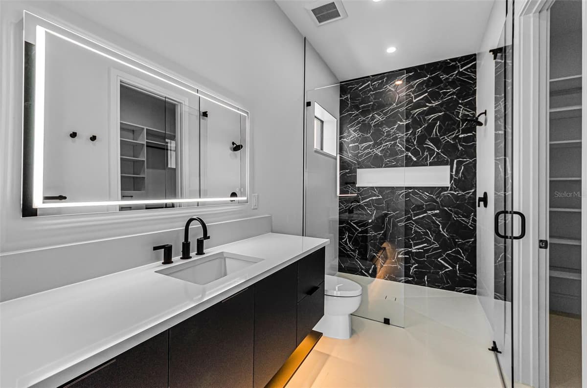 43 DOLPHIN DRIVE — photo 59 of 100