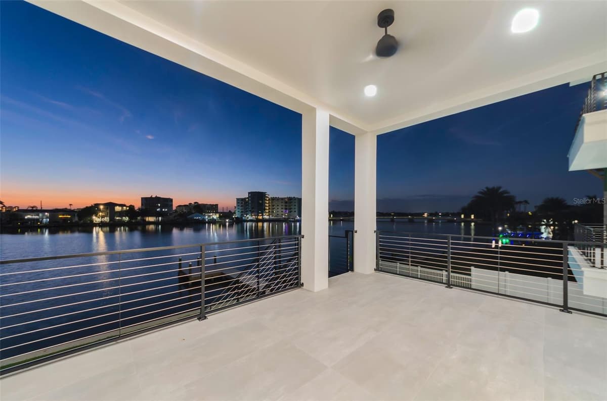 43 DOLPHIN DRIVE — photo 35 of 100