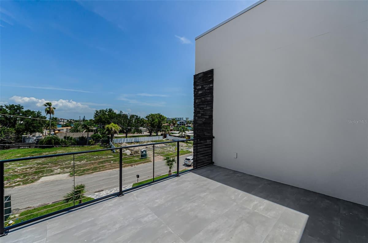 43 DOLPHIN DRIVE — photo 69 of 100