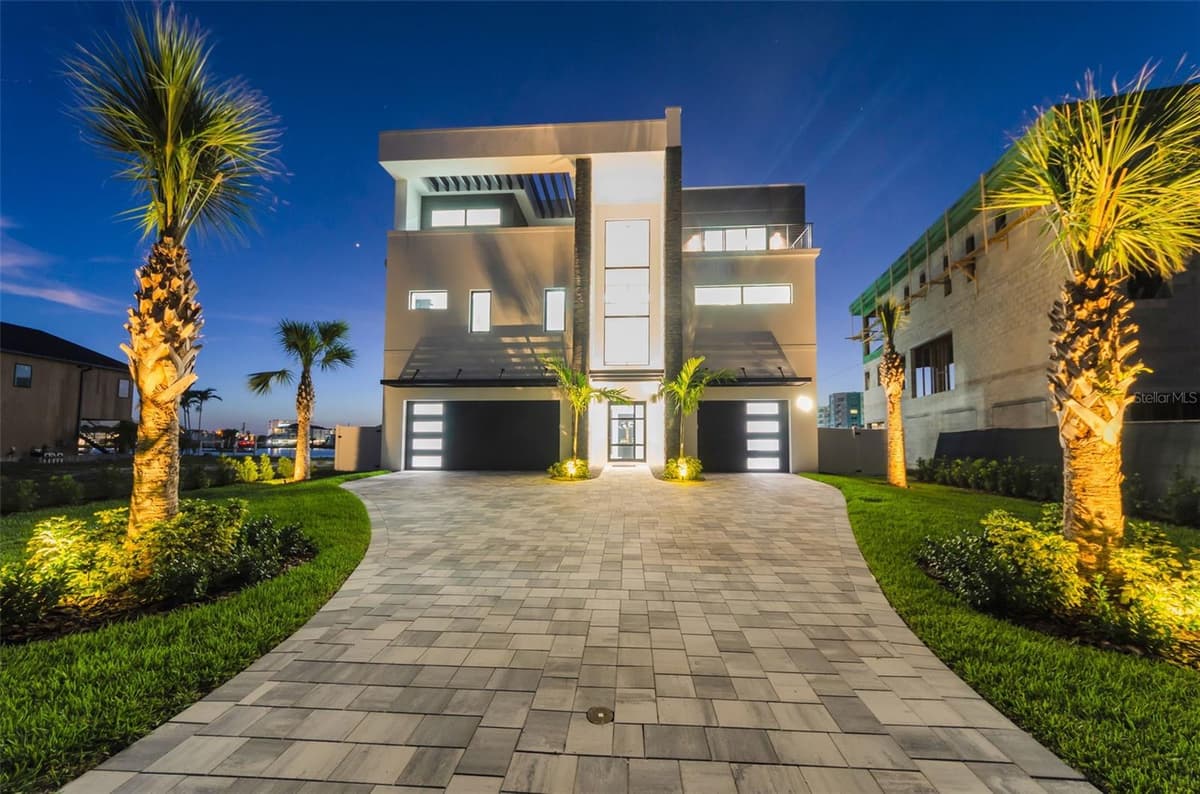 43 DOLPHIN DRIVE — photo 85 of 100