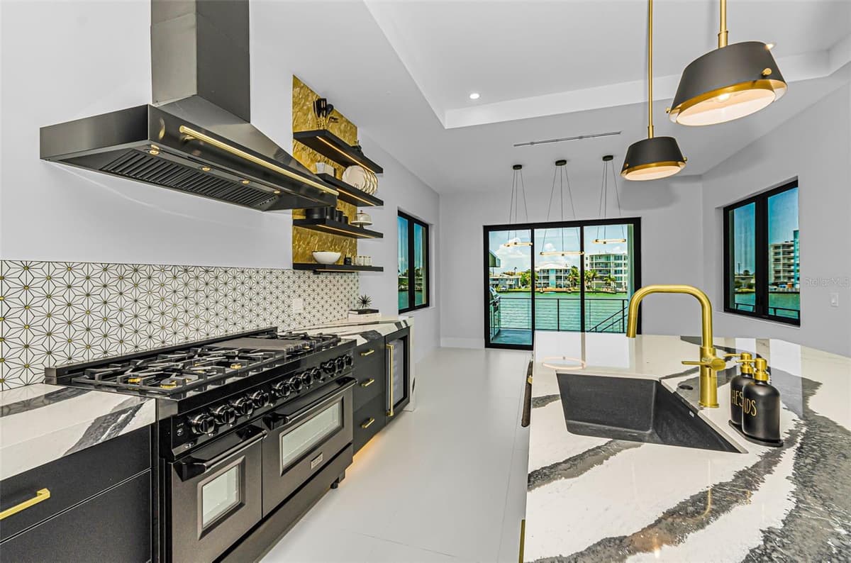 43 DOLPHIN DRIVE — photo 29 of 100