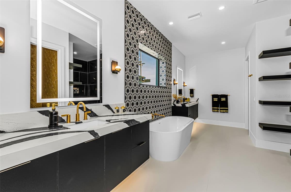 43 DOLPHIN DRIVE — photo 38 of 100