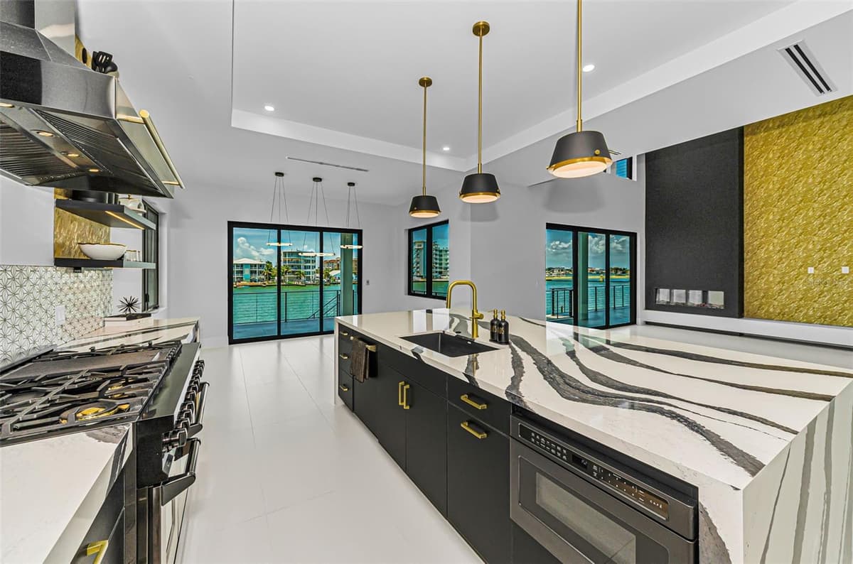 43 DOLPHIN DRIVE — photo 25 of 100