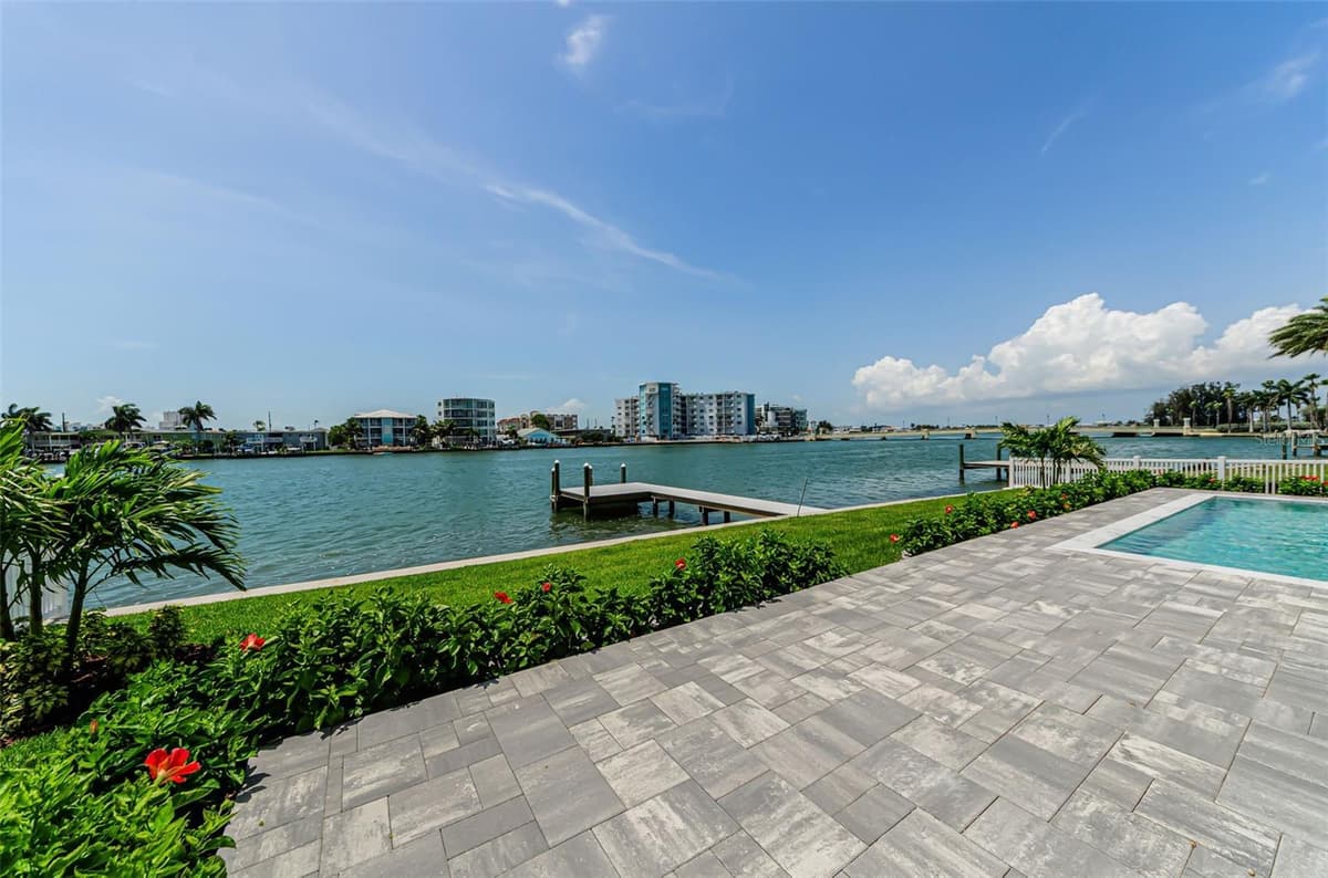 43 DOLPHIN DRIVE — photo 79 of 100
