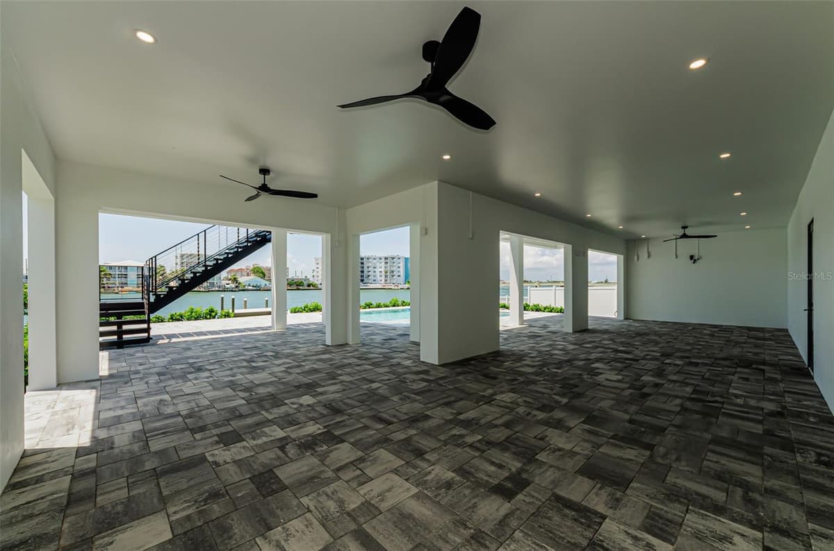 43 DOLPHIN DRIVE — photo 76 of 100