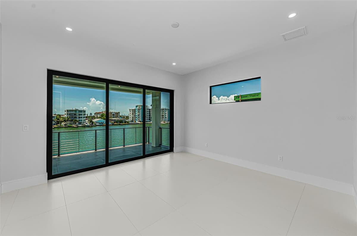 43 DOLPHIN DRIVE — photo 57 of 100