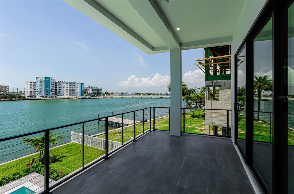 43 DOLPHIN DRIVE — photo 46 of 100