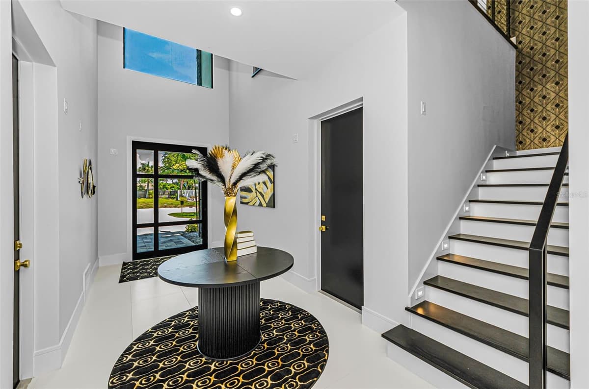 43 DOLPHIN DRIVE — photo 8 of 100