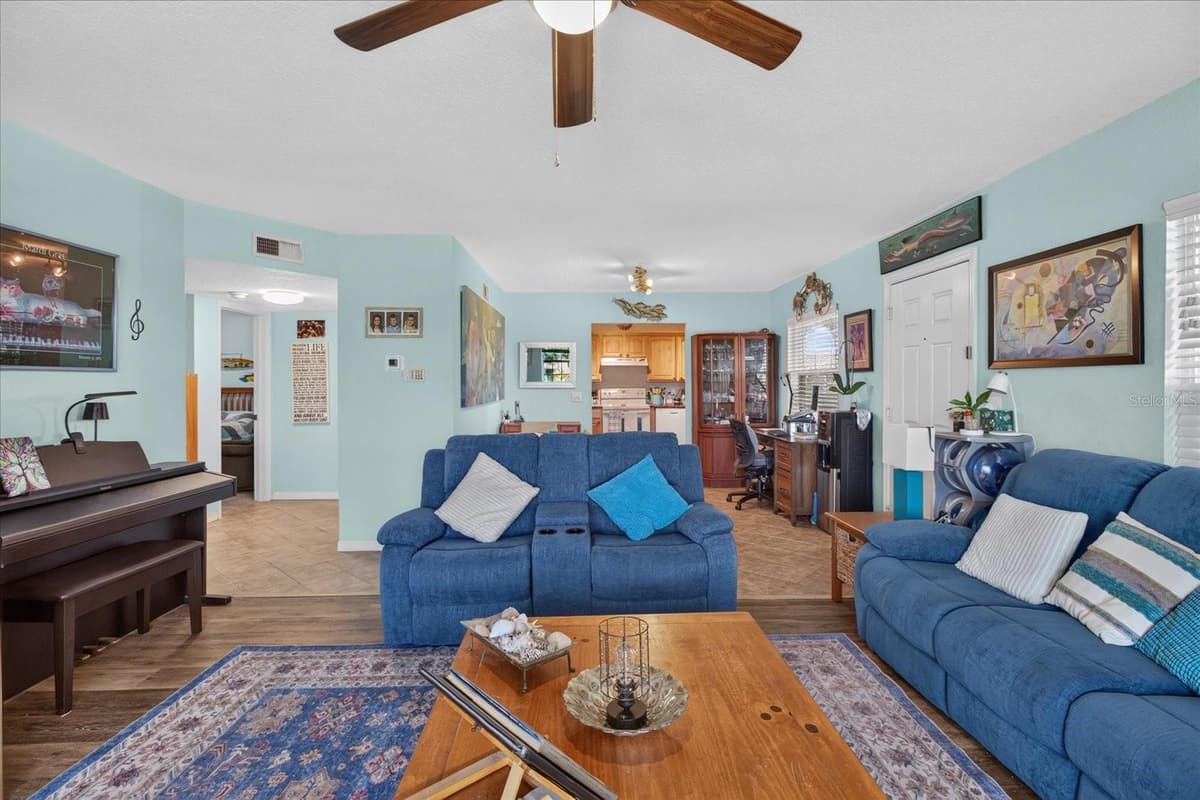 6100 GULFPORT BOULEVARD — photo 13 of 64