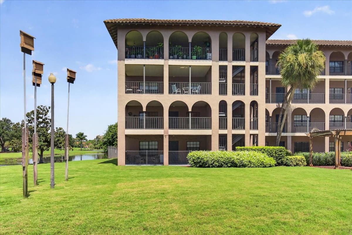6100 GULFPORT BOULEVARD — photo 62 of 64