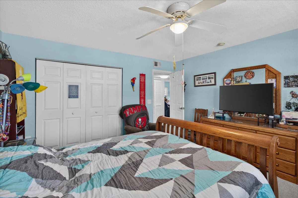 6100 GULFPORT BOULEVARD — photo 40 of 64