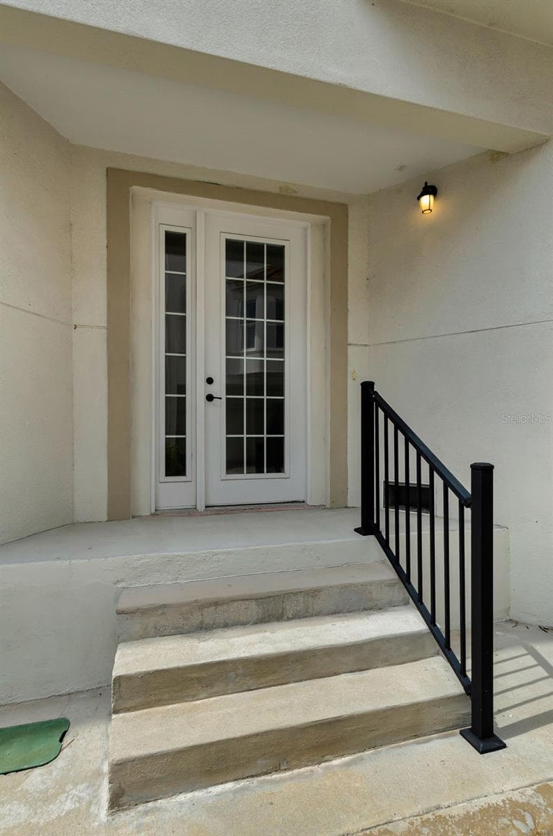 1340 BAYSHORE BOULEVARD — photo 3 of 89