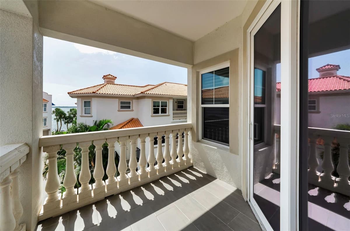 1340 BAYSHORE BOULEVARD — photo 9 of 89