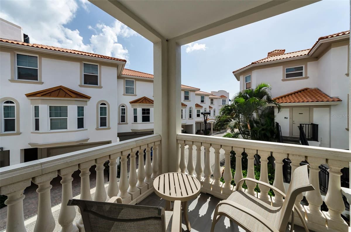 1340 BAYSHORE BOULEVARD — photo 11 of 89