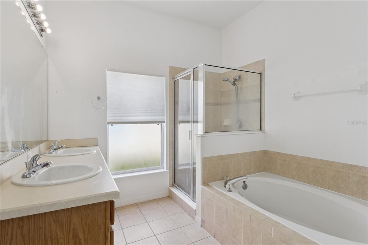 939 ANDALUSIA LOOP — photo 20 of 46
