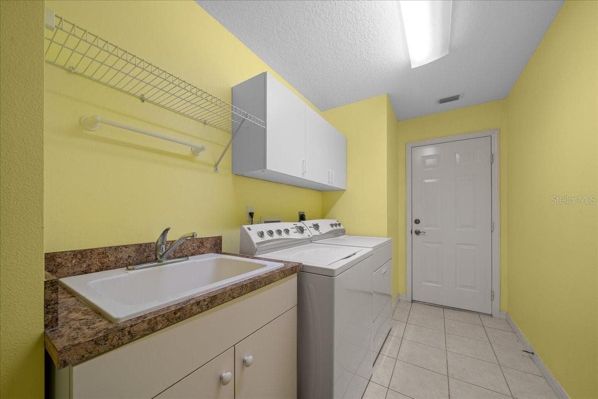 4853 32ND STREET — photo 16 of 32