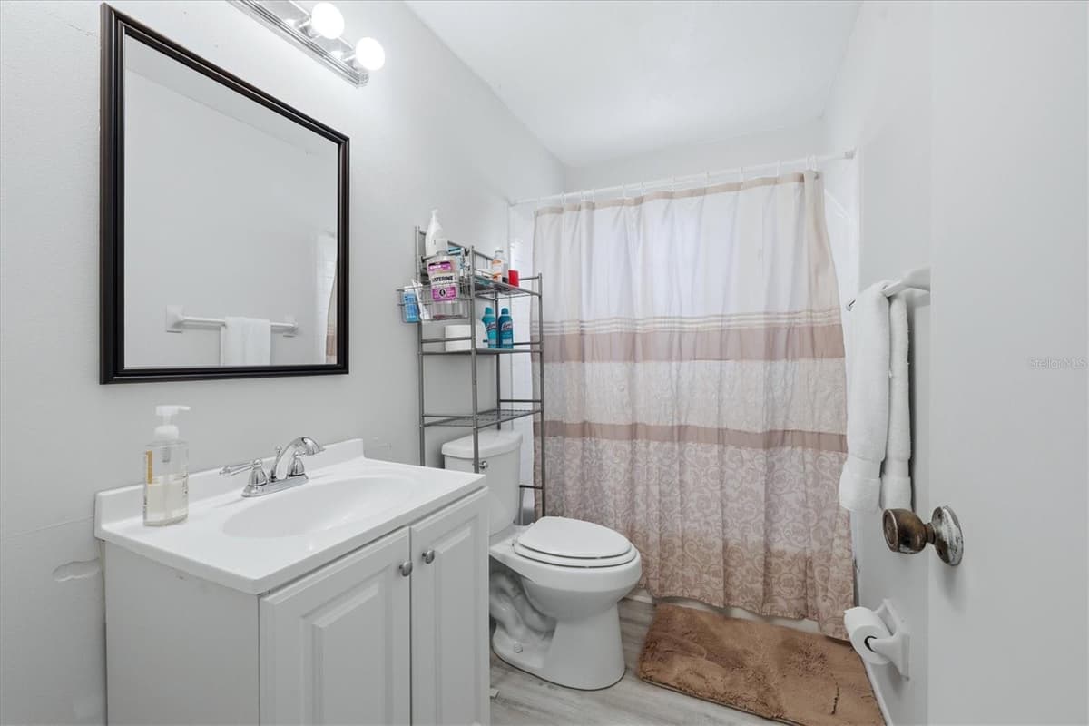 1805 MARBETH STREET — photo 8 of 18