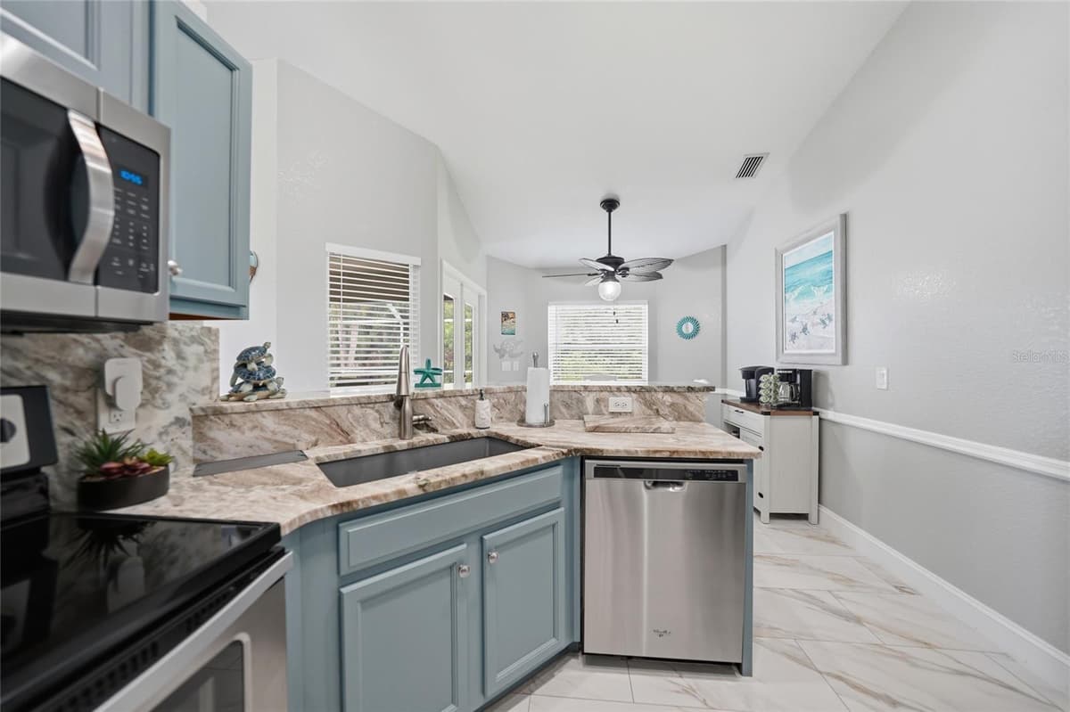 5379 ENSLEY TERRACE — photo 14 of 57