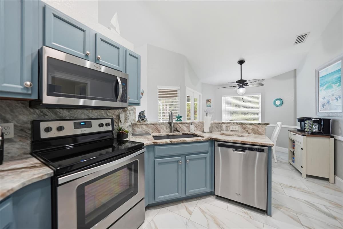 5379 ENSLEY TERRACE — photo 13 of 57