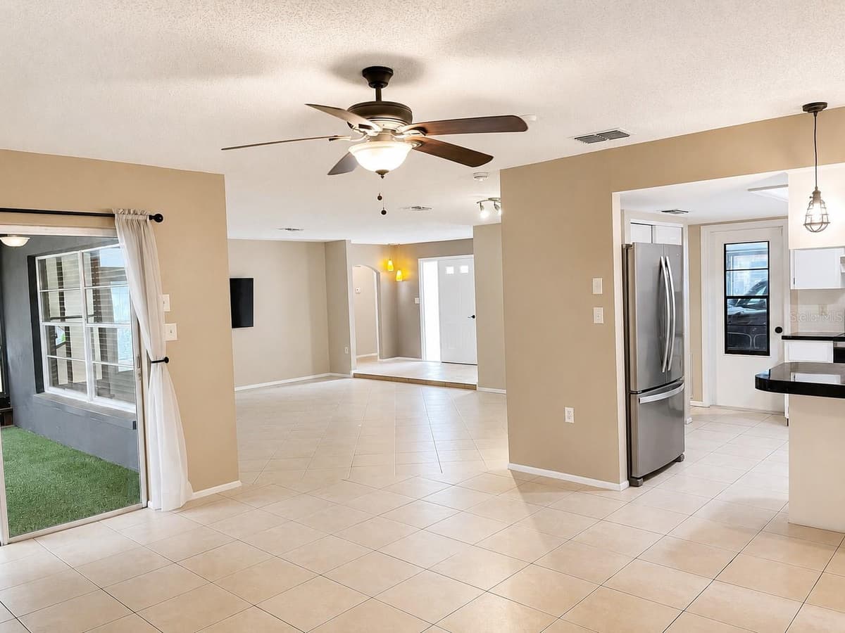 8433 MOULTON DRIVE — photo 12 of 29