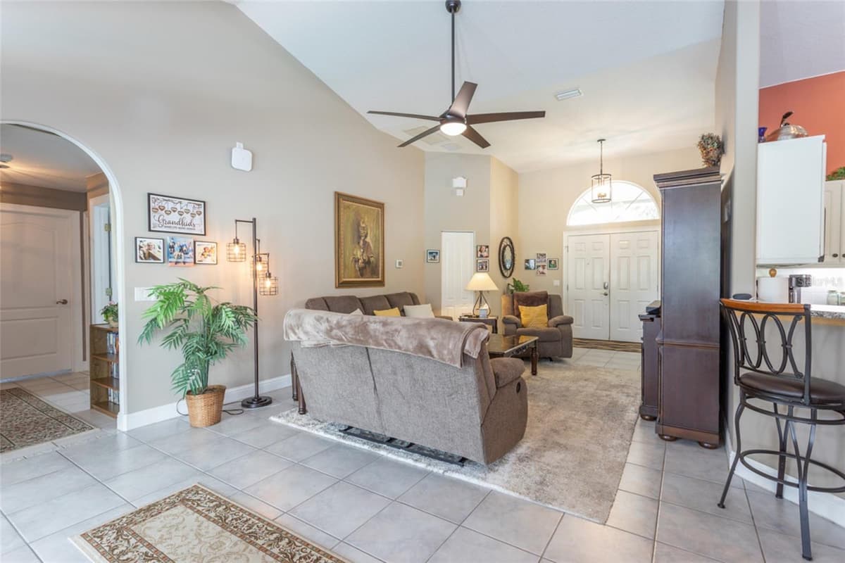 87 EASTWOOD DRIVE — photo 19 of 45