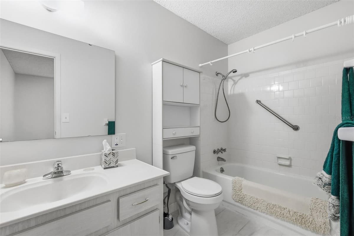 151 HILL AVENUE — photo 15 of 19