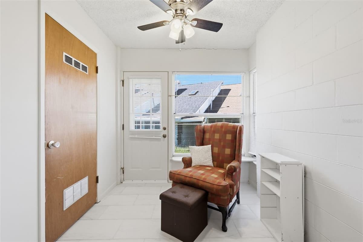 151 HILL AVENUE — photo 12 of 19