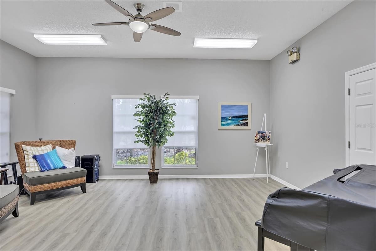 5908 GARDEN LAKES MAJESTIC — photo 32 of 42