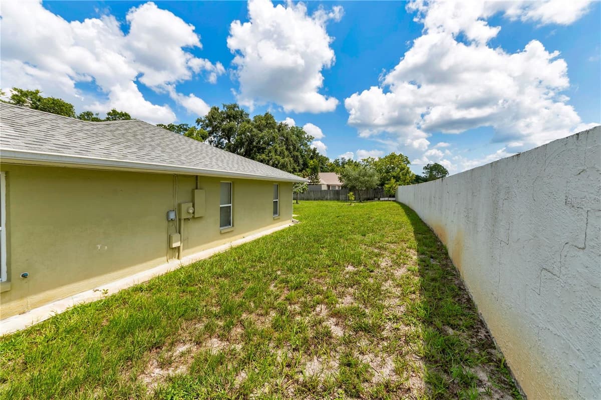5146 WORTH COURT — photo 12 of 52