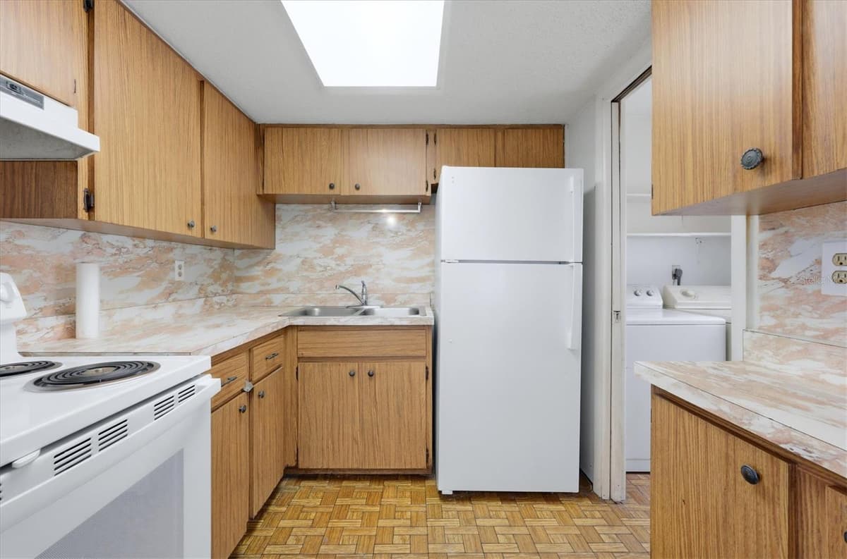 1805 MARBETH STREET — photo 13 of 18
