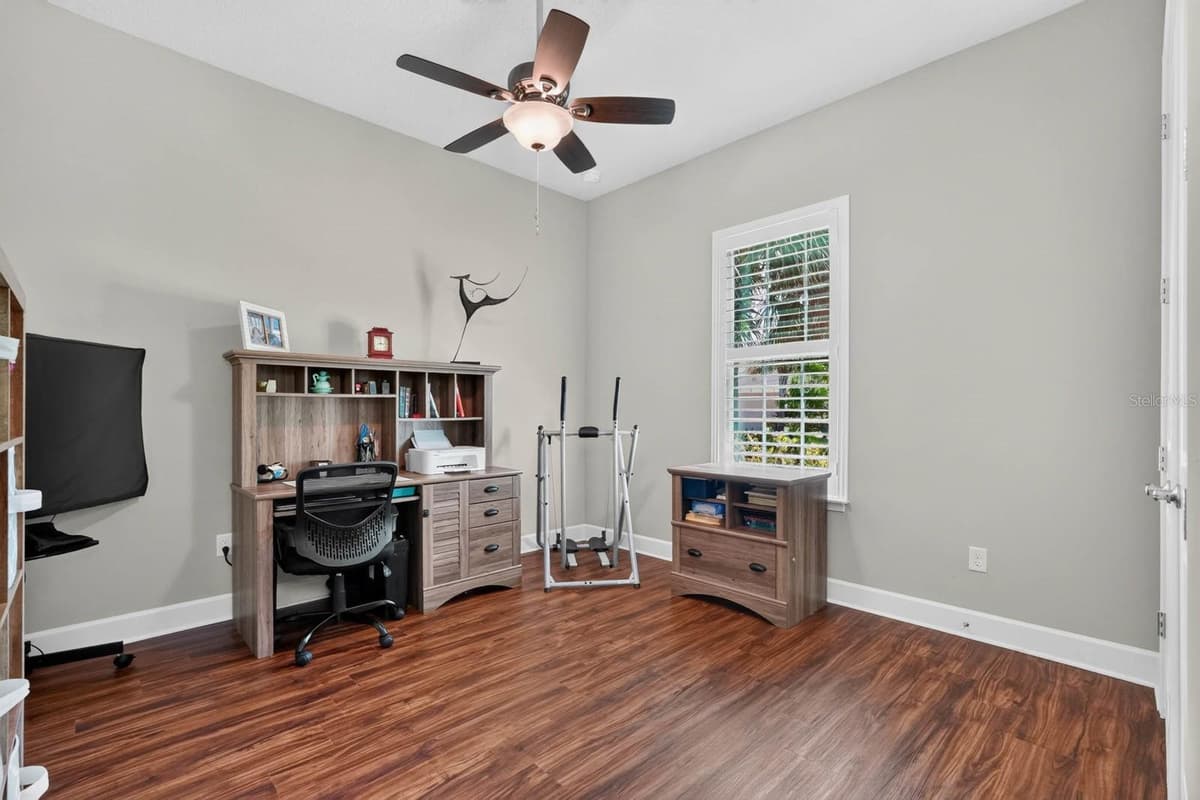 910 CREEKWOOD DRIVE — photo 35 of 66