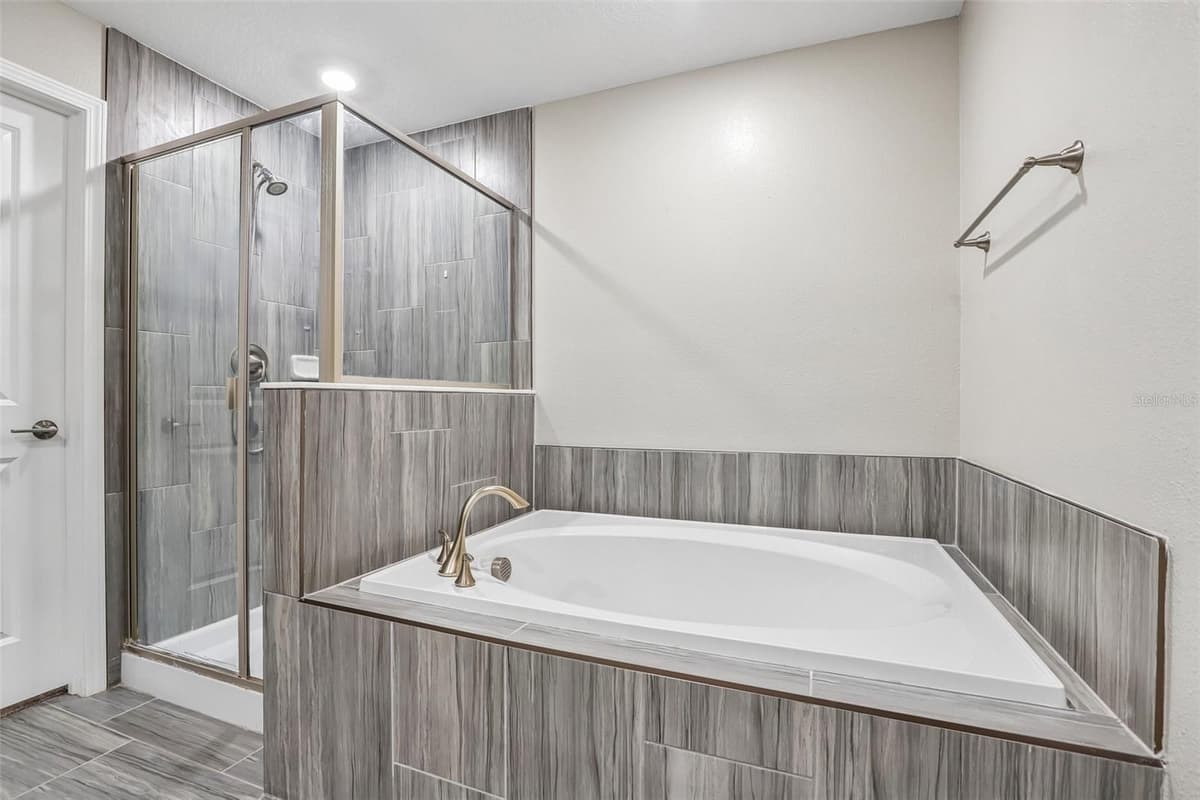 17448 RADIANT SHINE WAY — photo 17 of 29