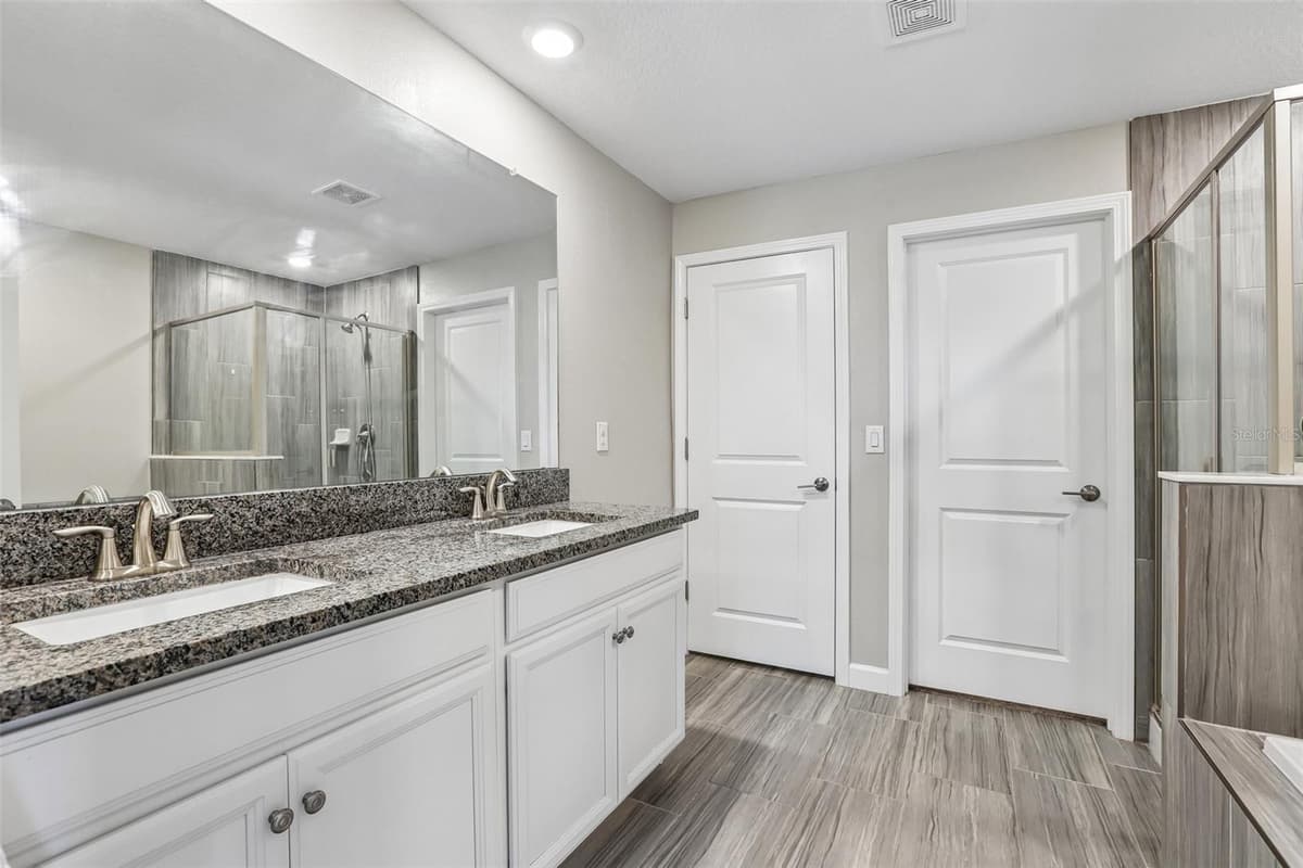 17448 RADIANT SHINE WAY — photo 15 of 29