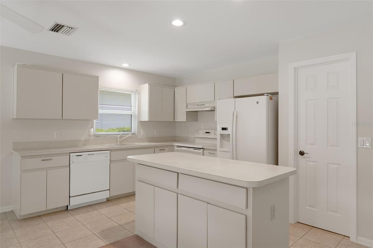 978 COLBERT COURT — photo 3 of 55