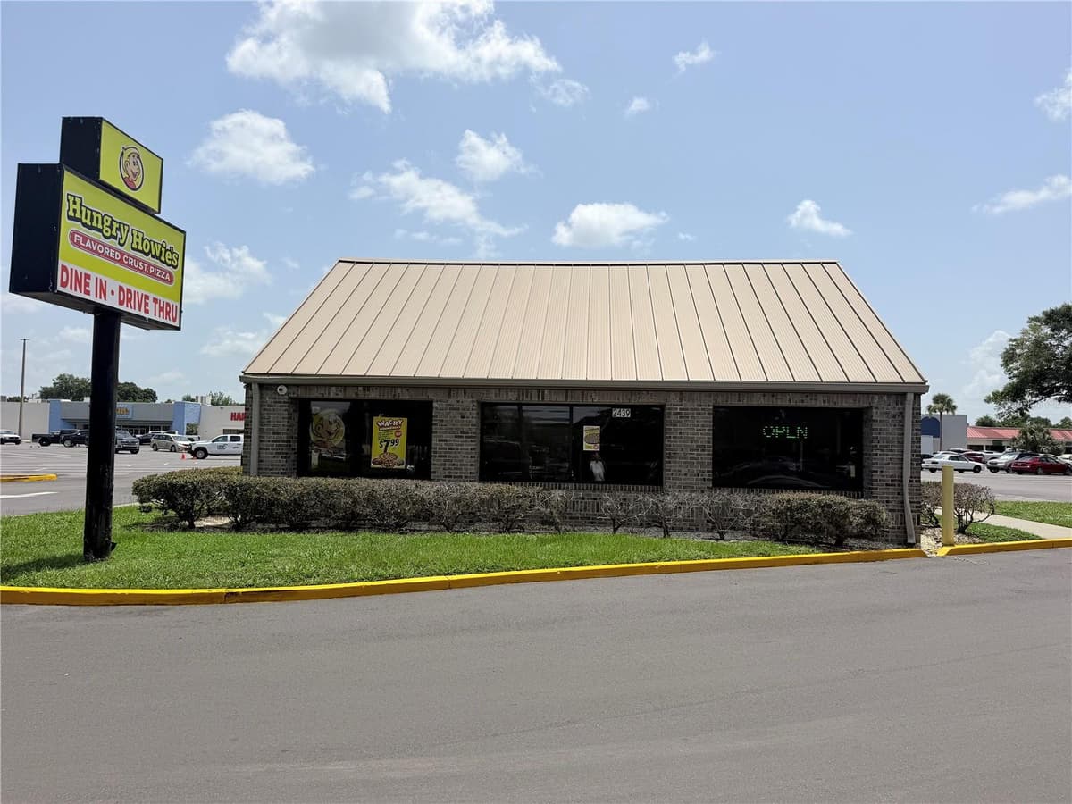 2439 ENTERPRISE ROAD — photo 1 of 14