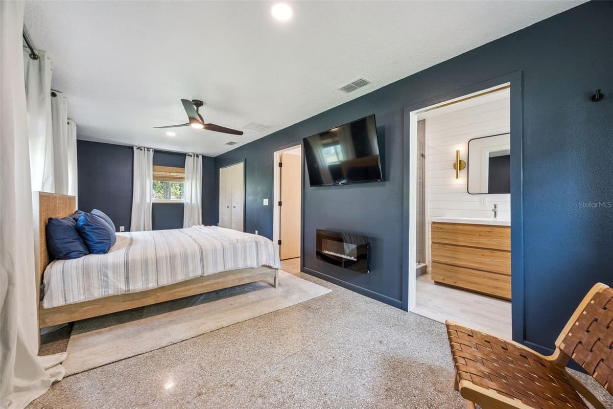 5516 BARMA COURT — photo 11 of 26