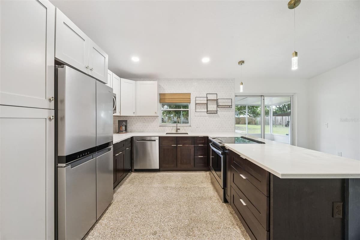 5516 BARMA COURT — photo 7 of 26