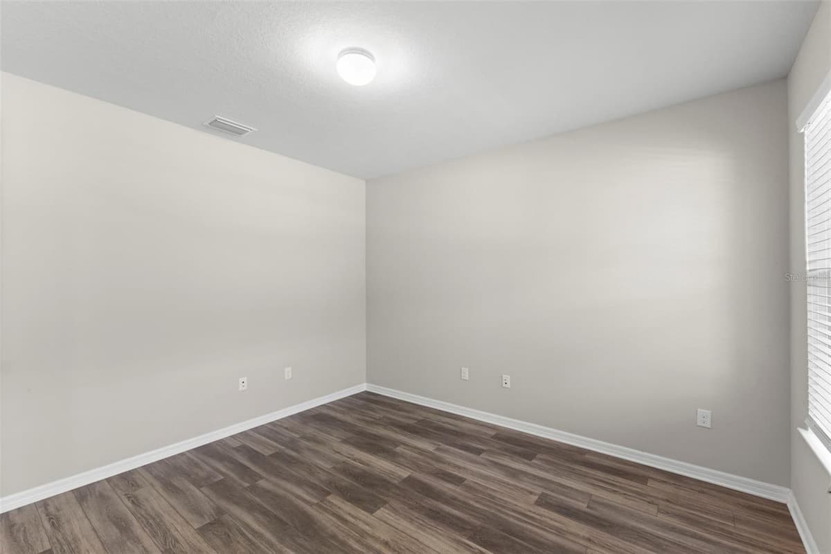 18935 BIRCHWOOD GROVES DRIVE — photo 10 of 53