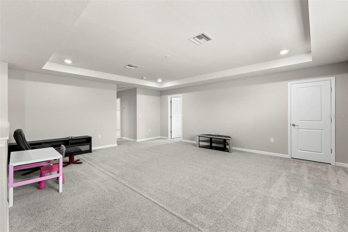 18935 BIRCHWOOD GROVES DRIVE — photo 31 of 53