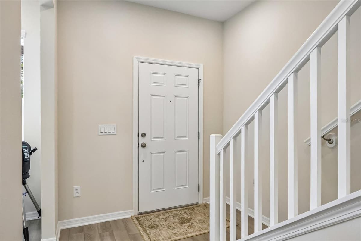15877 TOLLINGTON ALLEY — photo 4 of 39