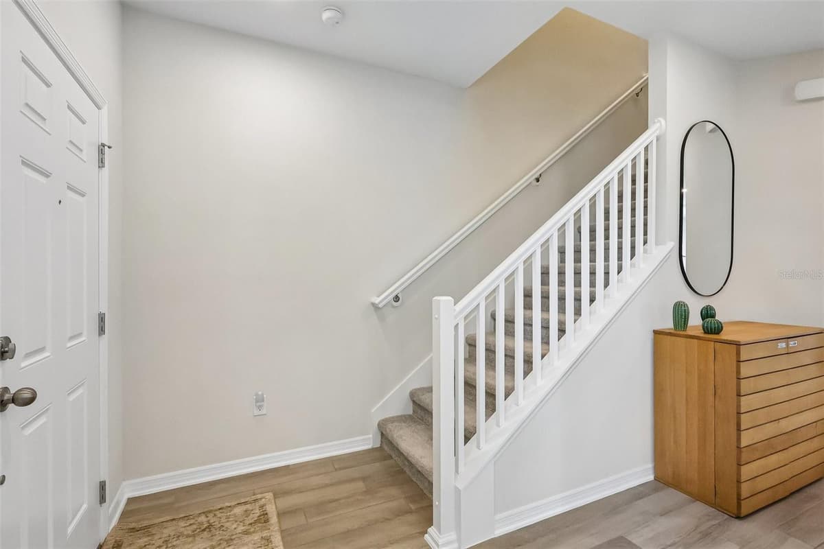 15877 TOLLINGTON ALLEY — photo 5 of 39