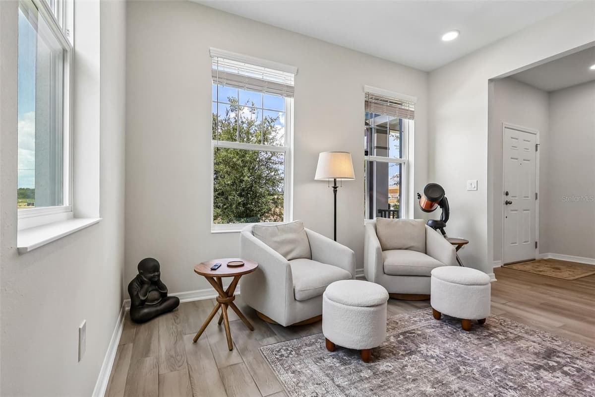 15877 TOLLINGTON ALLEY — photo 7 of 39