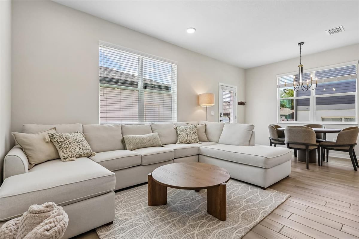 15877 TOLLINGTON ALLEY — photo 9 of 39