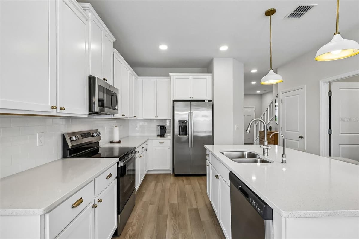 15877 TOLLINGTON ALLEY — photo 18 of 39