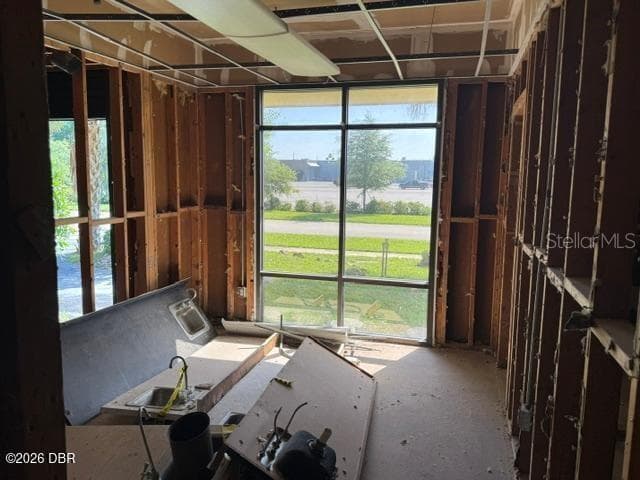 236 FREDERICK AVENUE — photo 6 of 10