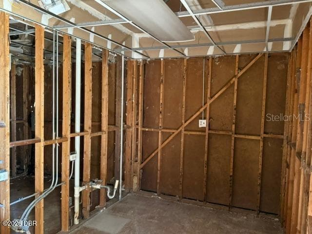 236 FREDERICK AVENUE — photo 4 of 10