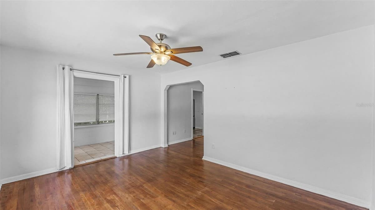1032 PALMETTO STREET — photo 7 of 32